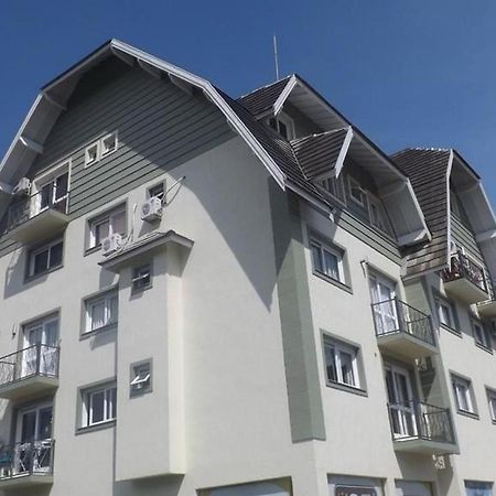 Apartamento Do Vale Apartment Gramado Exterior photo