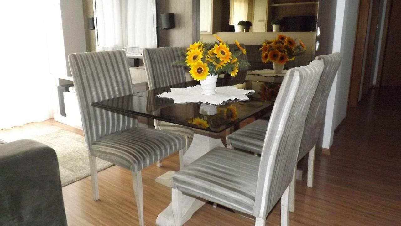 Apartamento Do Vale Apartment Gramado Exterior photo
